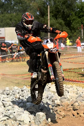 Шест дни Луда работа Шест дни Луда работа