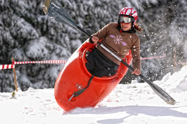 Сноуяк или Каяк на Сняг Сноуяк или Каяк на Сняг
