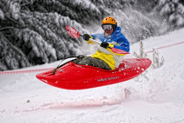 Сноуяк или Каяк на Сняг Сноуяк или Каяк на Сняг