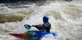 Каяк в бързи води 2011 - Нека бъде Струма