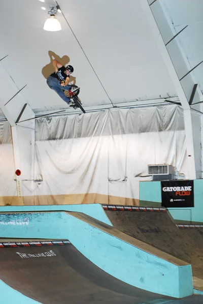 EXTREME SPORTS CHANNEL - FreeFlow Tour EXTREME SPORTS CHANNEL - FreeFlow Tour