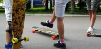 Лонгборд среща на годината