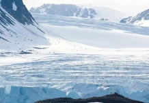 Изложба „Арктика – красива и уязвима“ Изложба "Арктика - красива и уязвима"