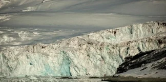 Антарктида – фото изложба на Неделчо Хазърбасанов Неделчо Хазърбасанов