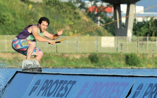 BG Шампиони: Емил Цолов – Робота Емил Цолов - Робота