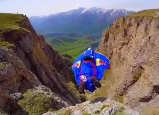 Валери Розов лети през Кавказ