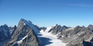 Планинският масив Екрен. Снимка: mamyscopitone