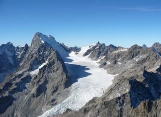 Планинският масив Екрен. Снимка: mamyscopitone