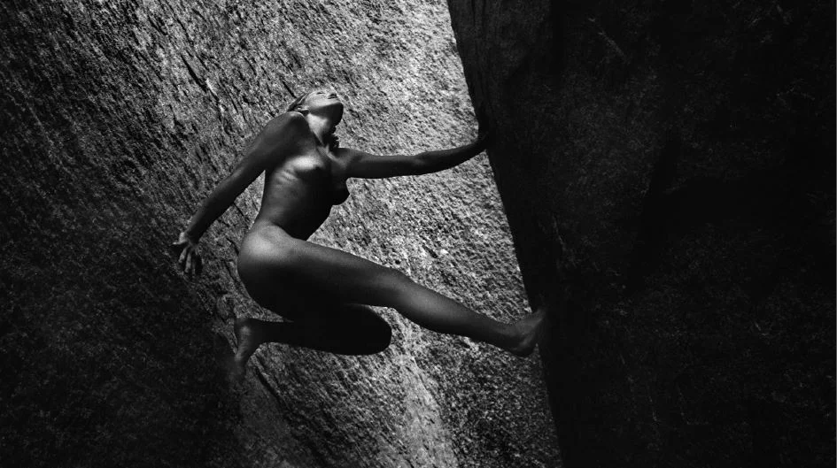 Зима 2015, Stone Nudes