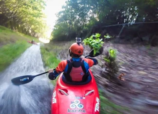 Най-доброто място за каяк? Каяк в канавка