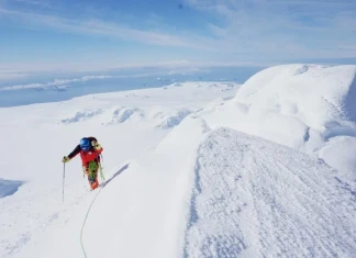 Николай Петков към връх Фризланд
