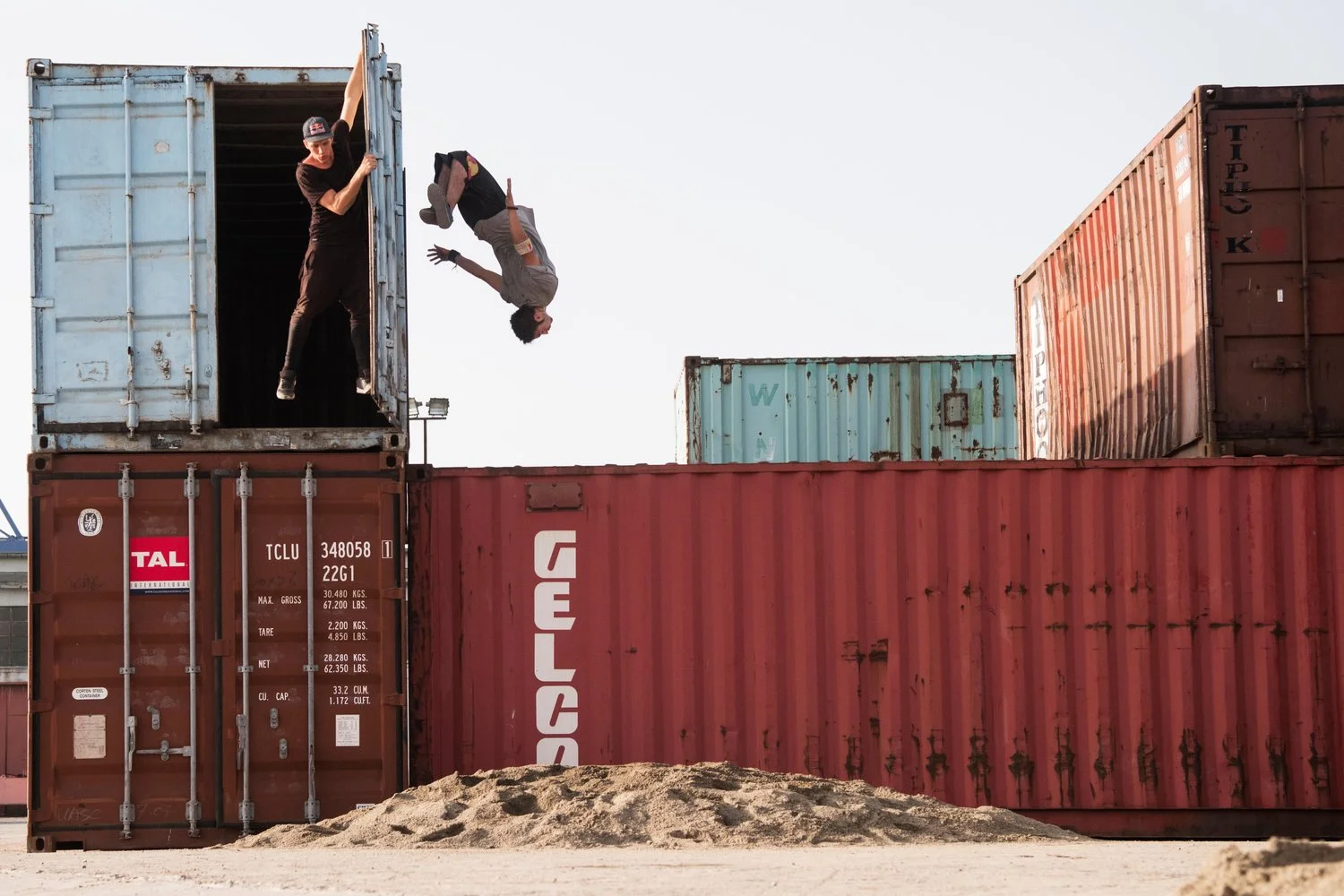 Джейсън Паул и Димитрис Кирсанидис