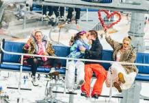 Романтика на лифта Спийд-дейтинг