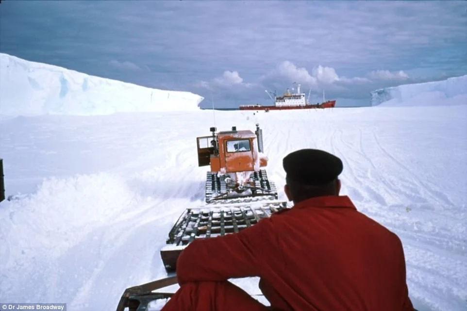 Живот при -49C и под 18 метра сняг