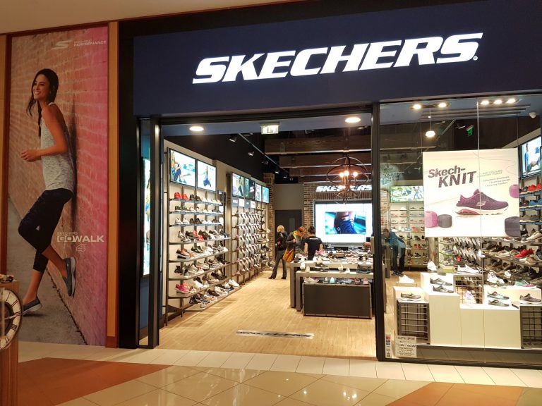 Skechers симферополь меганом