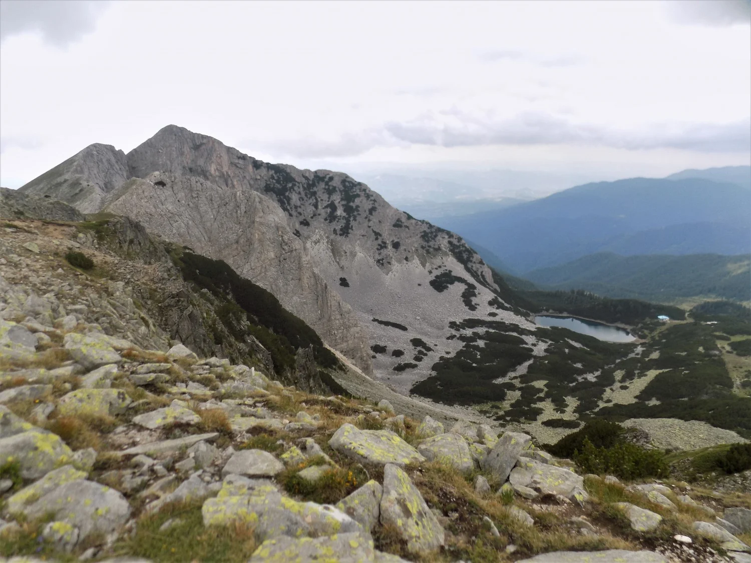 връх Синаница и хижа Синаница