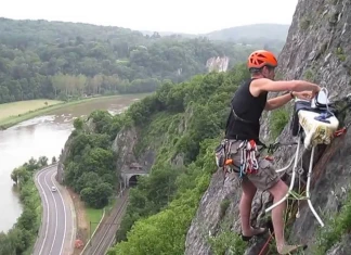 Кои са най-абсурдните екстремни спортове Ironing