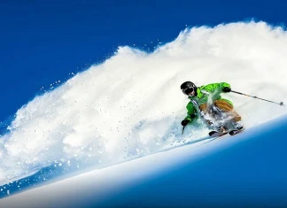 Топлина и комфорт в зимната планина с Алпи skiing