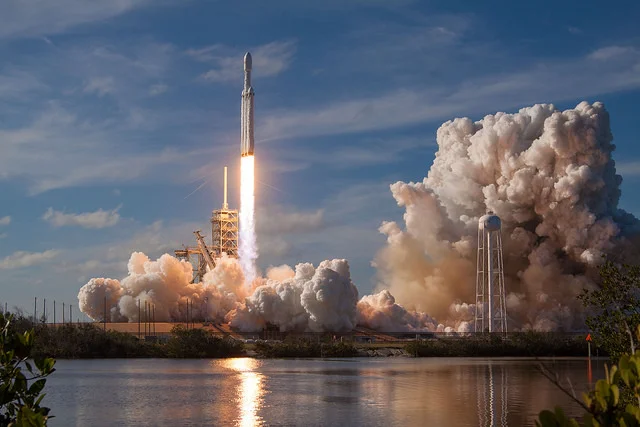 Falcon Heavy, SpaceX