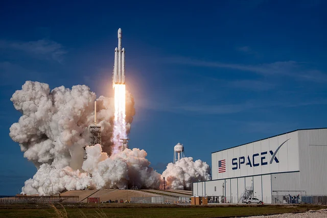 Falcon Heavy, SpaceX
