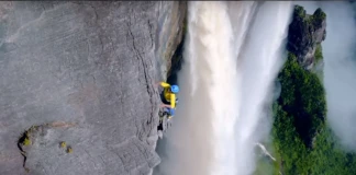 Катерене по най-високия водопад в света