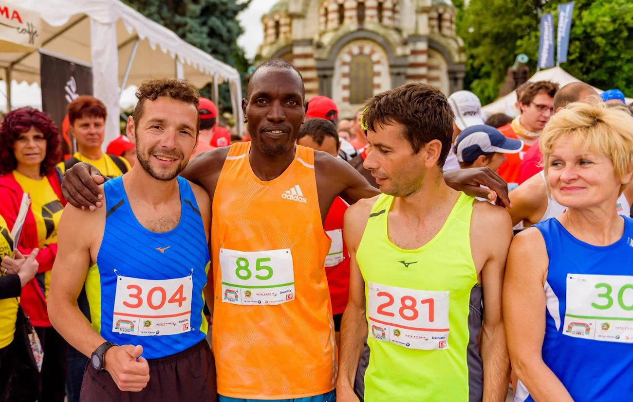 Маратон на приятелството