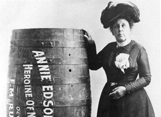 Ани Едсън Тейлър