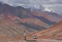 Памирската магистрала: Дивият маршрут на екстремните пътешественици Памирската магистрала