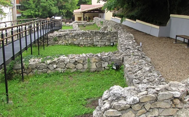 Сексагинта Приста