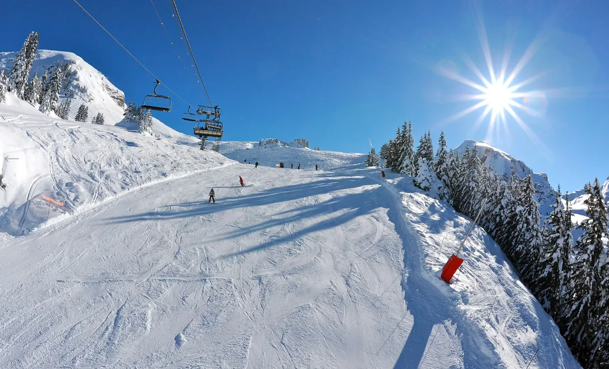 Ле Порт дю Солей, Франция и Швейцария