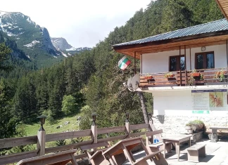 Хижа „Яворов“