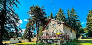 Хижа "Момчил Юнак"