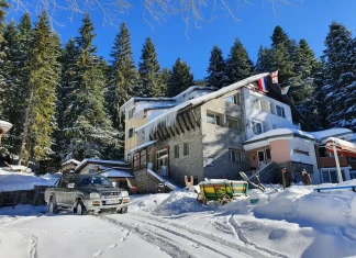 Хижа Отовица