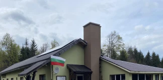 Хижа "Партизанска песен"