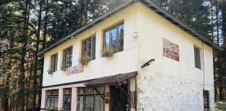 Хижа "Трите реки"