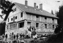 Преди 100 години: построяването на хижите на Витоша Хижа "Кумата"