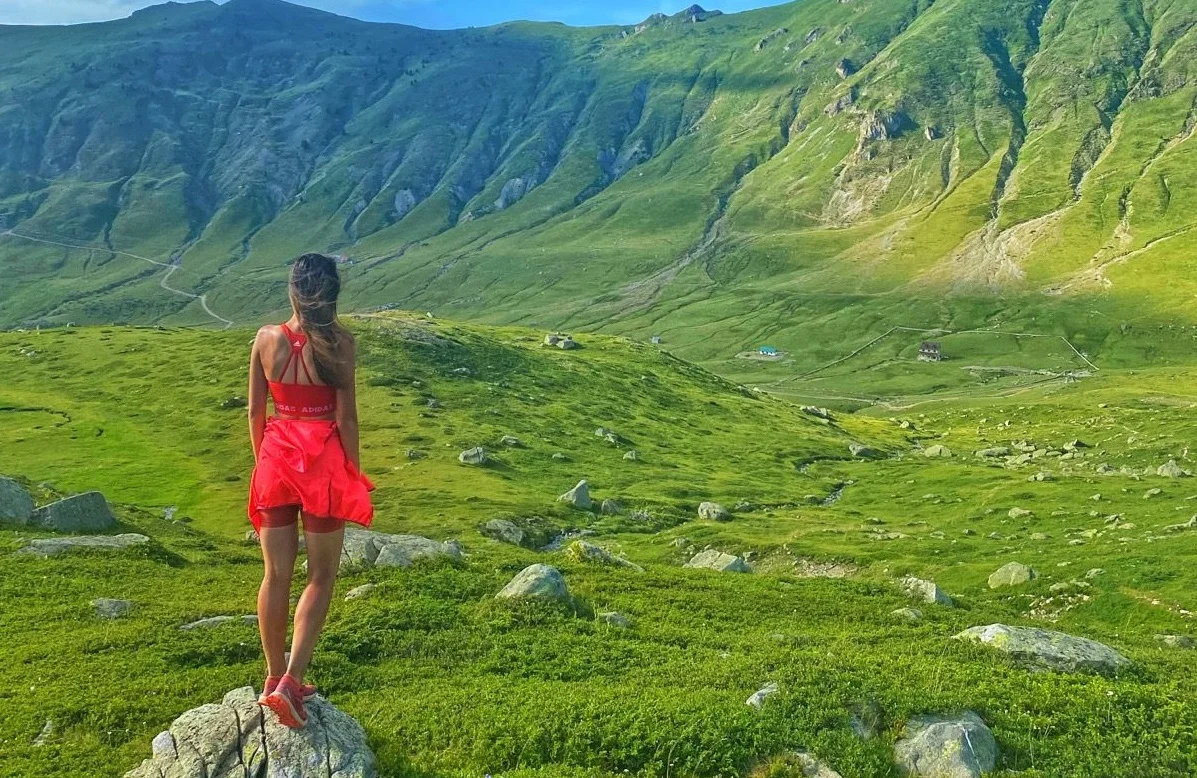 Ден6 – Dobredol по залез-Кристиан Кадиев – заглавнаH