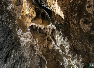 Ухловица, пещера