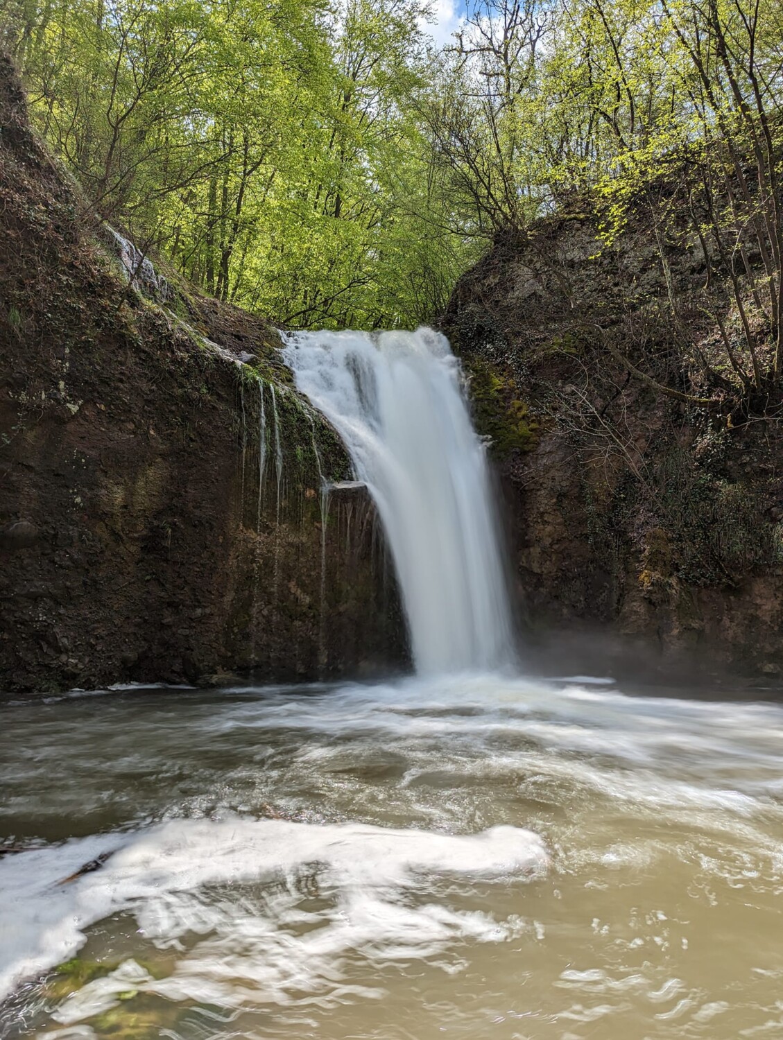 Водопад Лястовичи вир