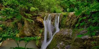 Водопад Орлов камък, Горни чифлик