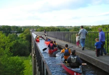 40 метра над земята: с каяк по най-високия акведукт в света С каяк по акведукта Понсисилт