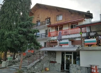 Историята на хижа „Академик” /Родопски партизани/ хижа „Академик”