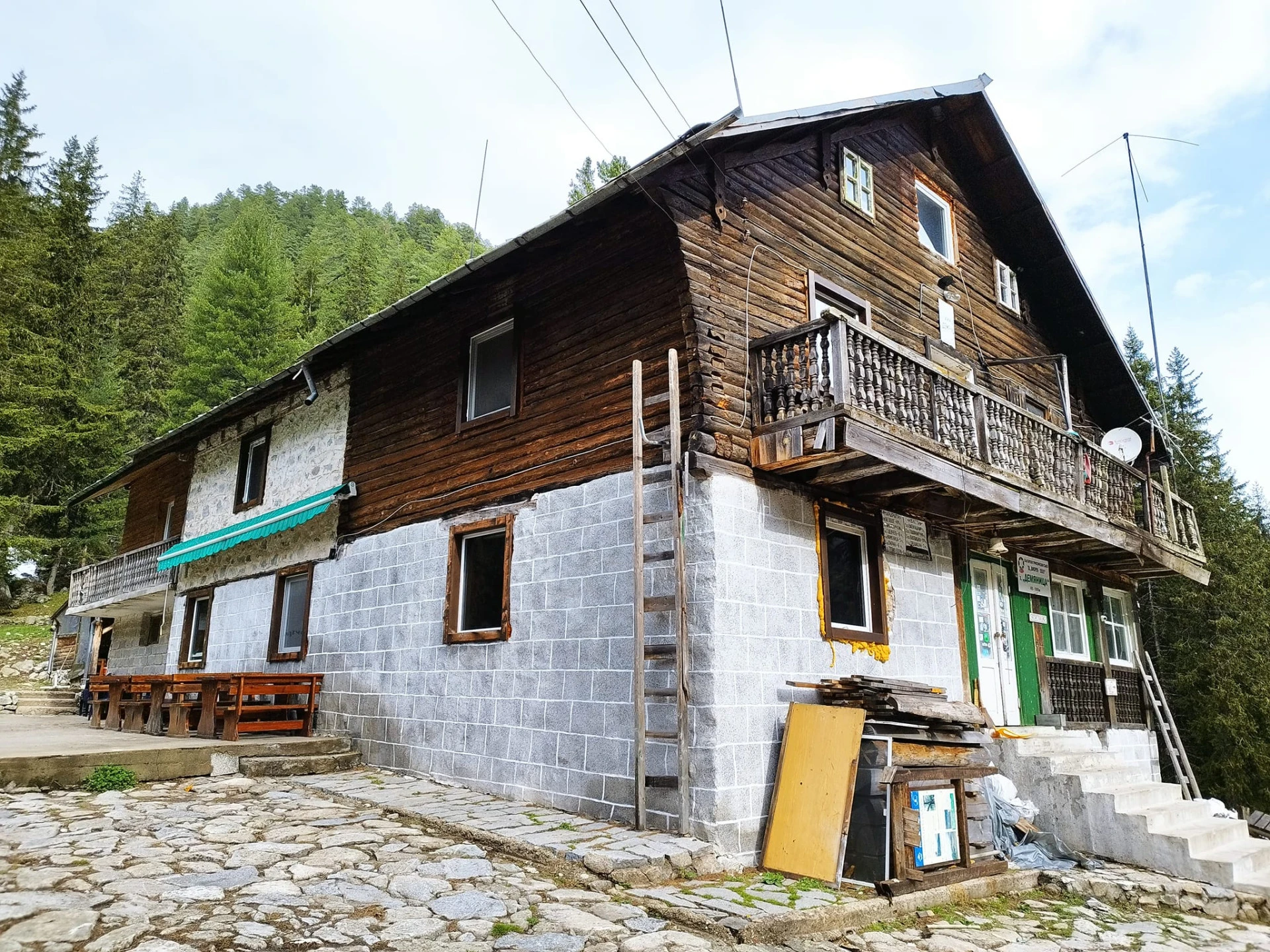 Хижа „Демяница“