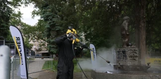 Керхер почисти емблематичната чешма в градинката „Кристал“ в София
