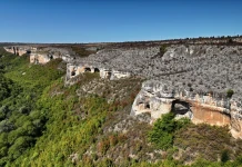 Каньонът между селата Бресте и Реселец