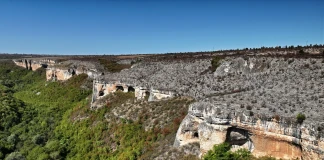 Каньонът между селата Бресте и Реселец
