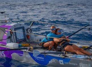 Мириам Пейн и Джес Роу - първият дамски екипаж, който прекосява Тихия океан с гребане