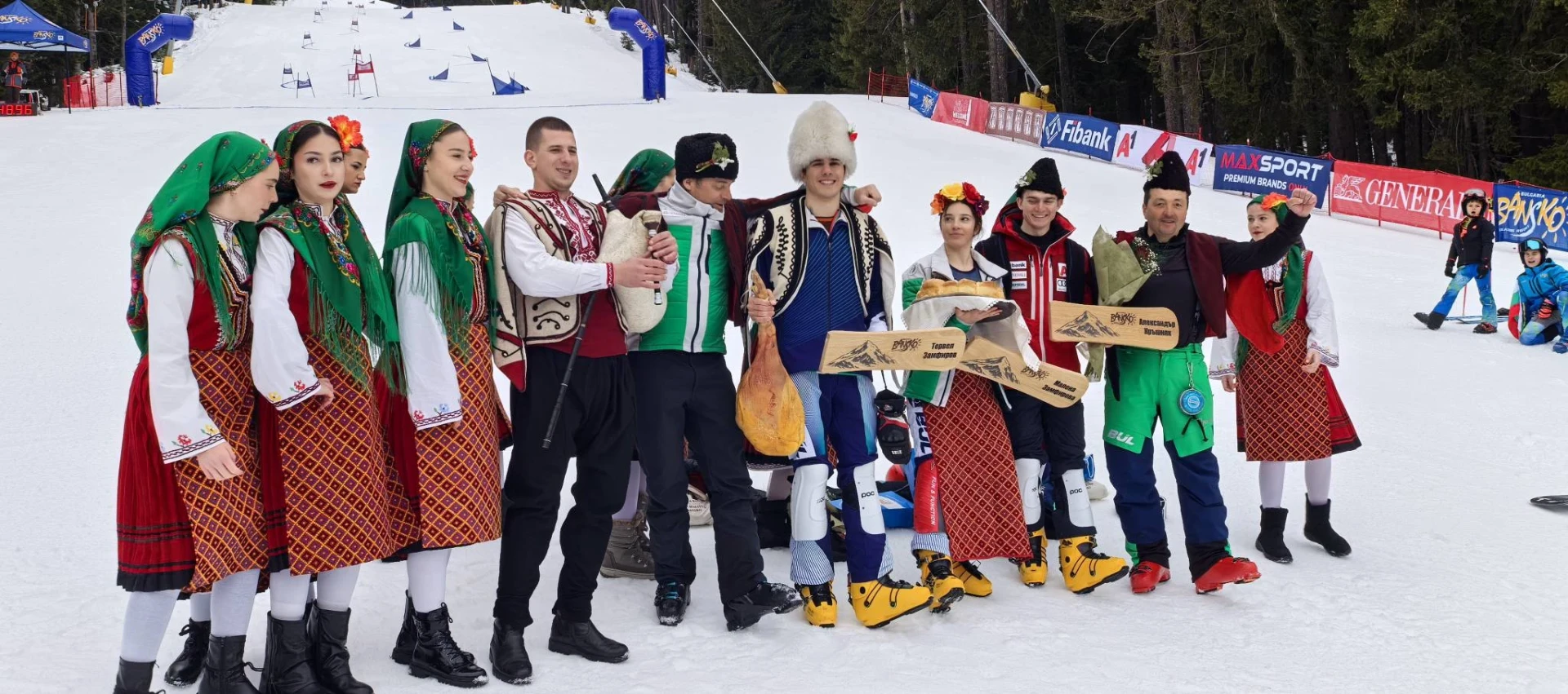 Тервел, Малена, баща им Анатоли - бяха посрещнати с церемония в местността "Шилигарника"