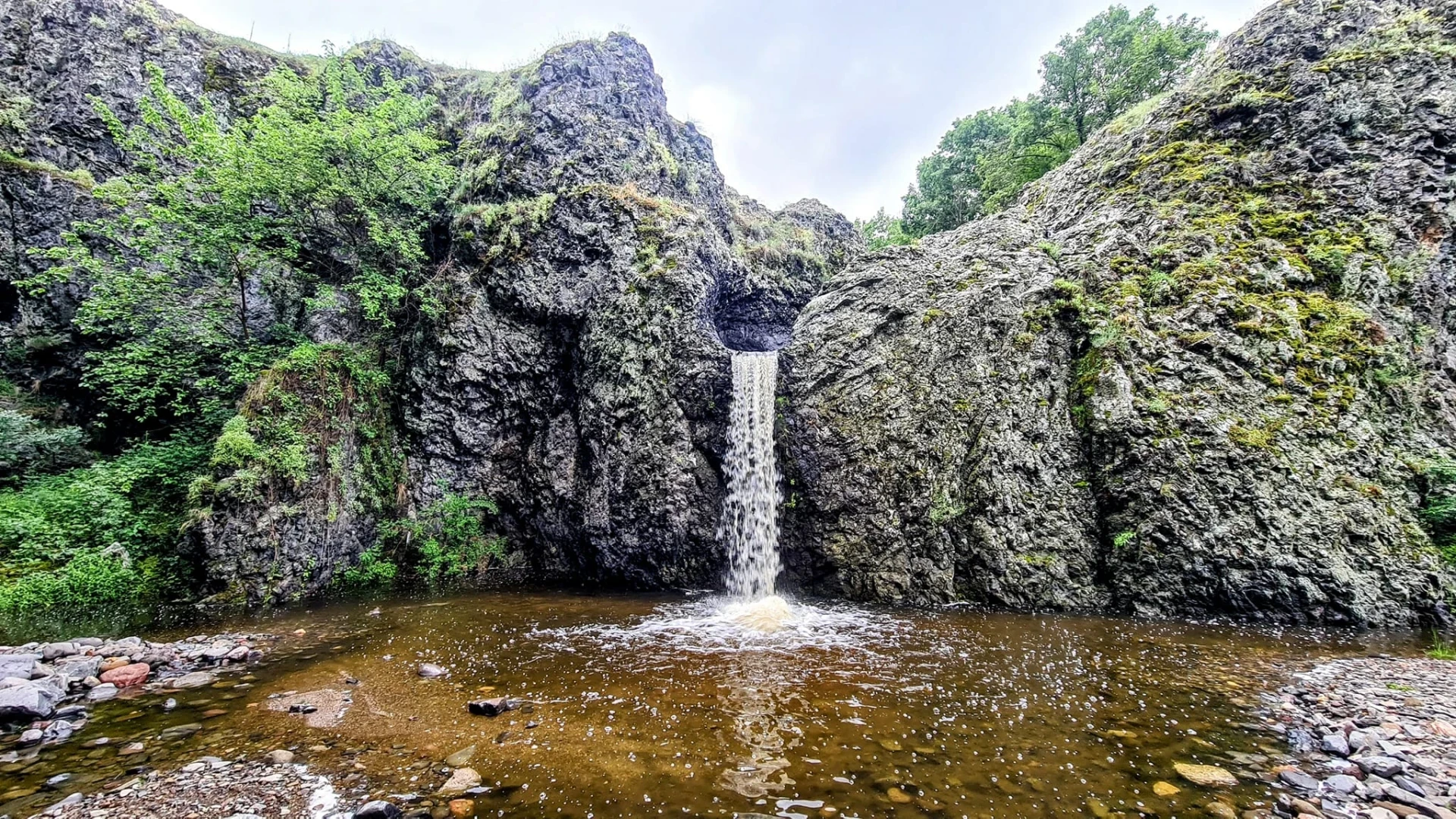 Летовнишки водопад