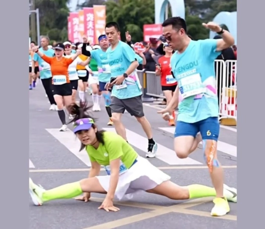 Дисквалифицираха участничка в маратон заради шпагат